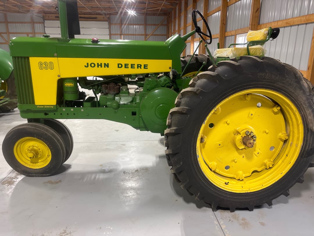 Image of John Deere 630 Primary image