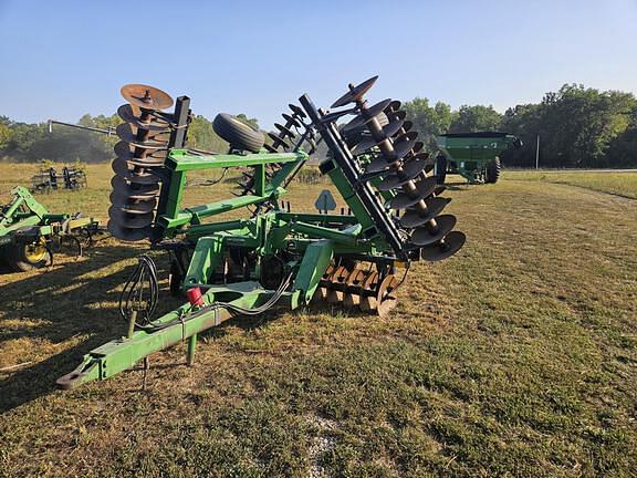 Image of John Deere 630 Image 1