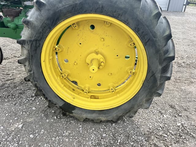 Image of John Deere 630 equipment image 2