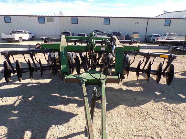 Image of John Deere 630 equipment image 2