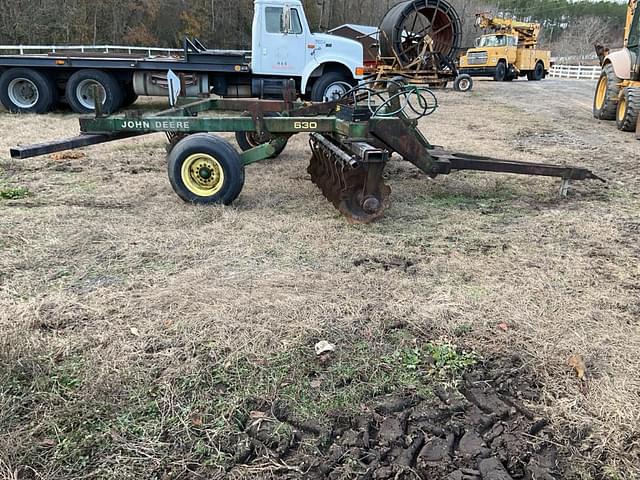 Image of John Deere 630 equipment image 2