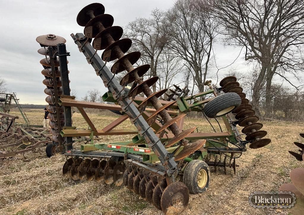 Image of John Deere 630 Primary image