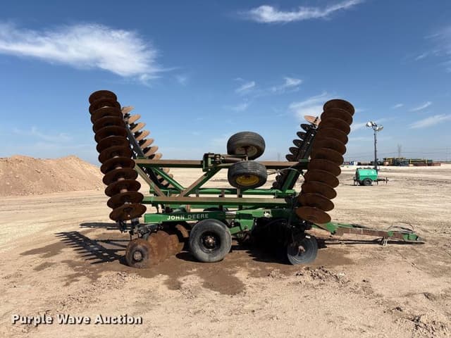 Image of John Deere 630 equipment image 3