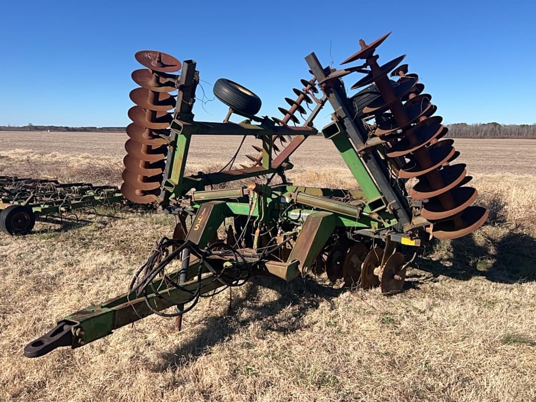 Image of John Deere 630 Primary image