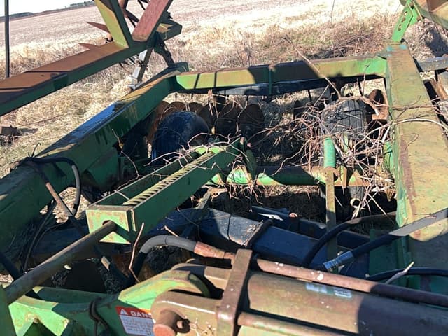 Image of John Deere 630 equipment image 3