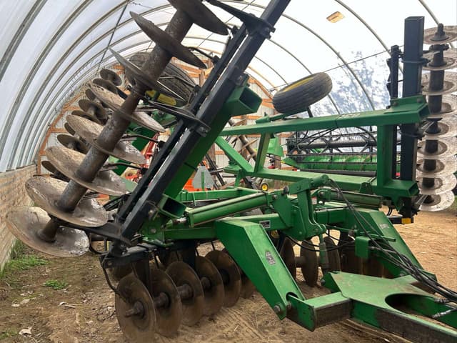 Image of John Deere 630 equipment image 3