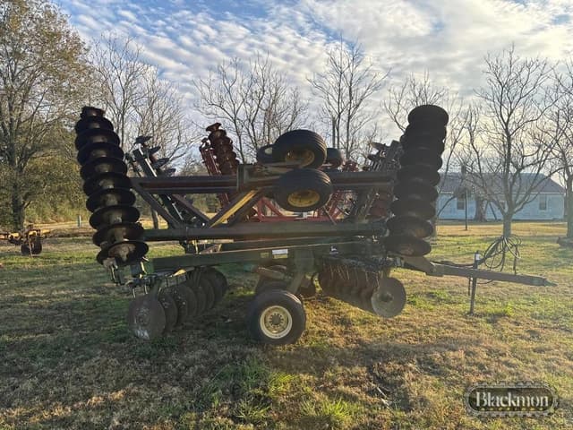 Image of John Deere 630 equipment image 3