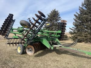 John Deere 630 Image