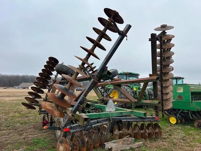 Image of John Deere 630 equipment image 2