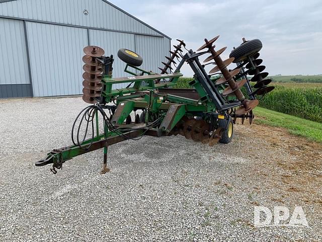 Image of John Deere 630 equipment image 2