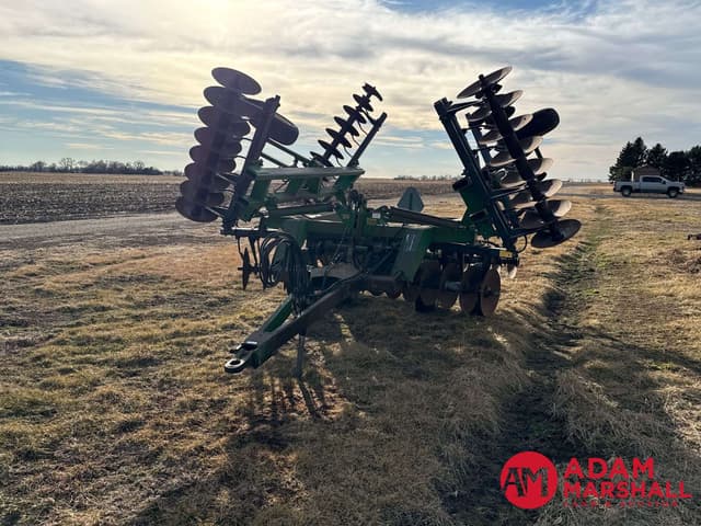 Image of John Deere 630 equipment image 2