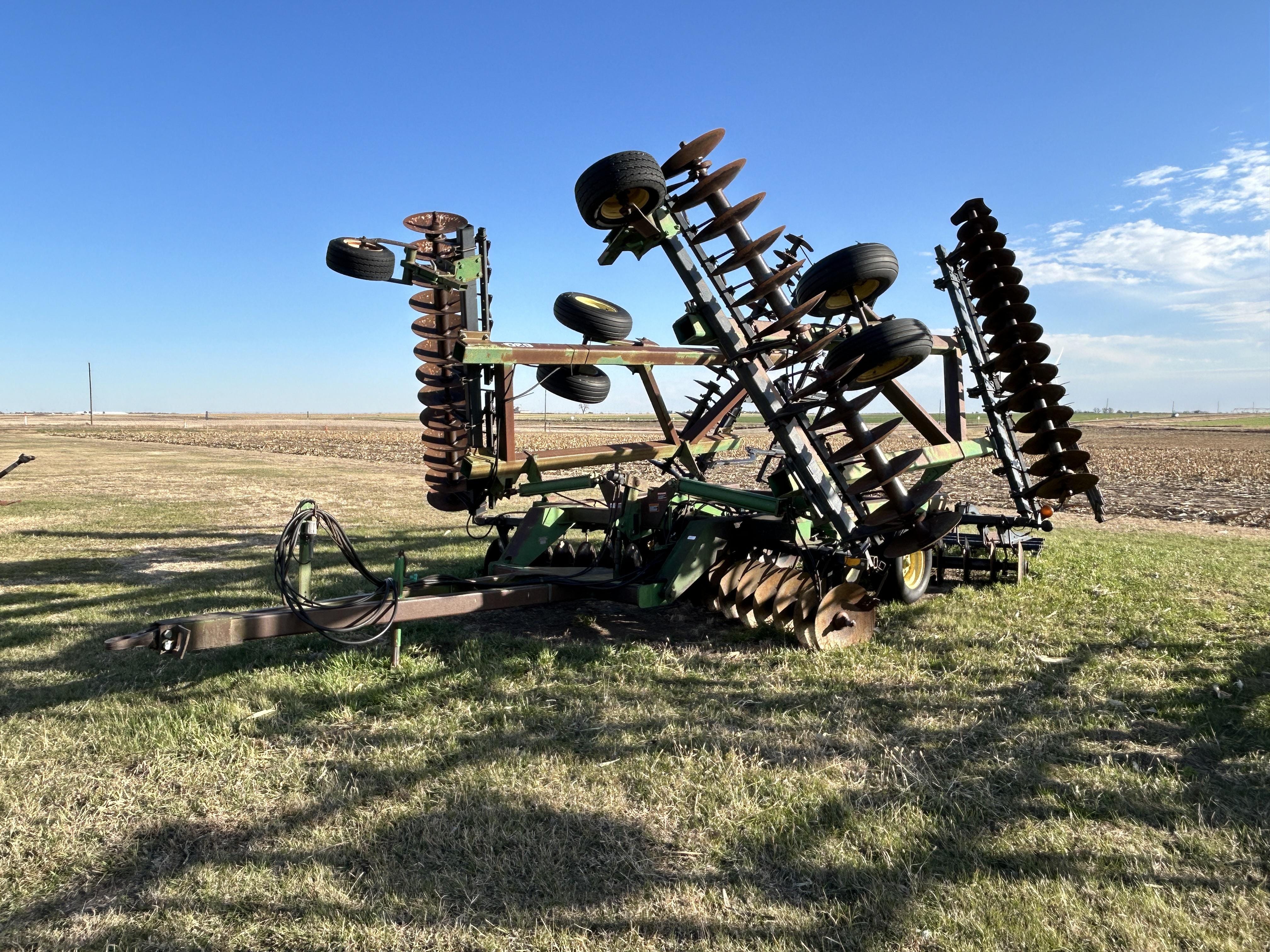 Main image John Deere 630