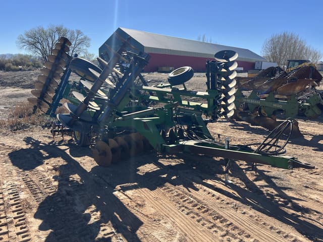 Image of John Deere 630 equipment image 2