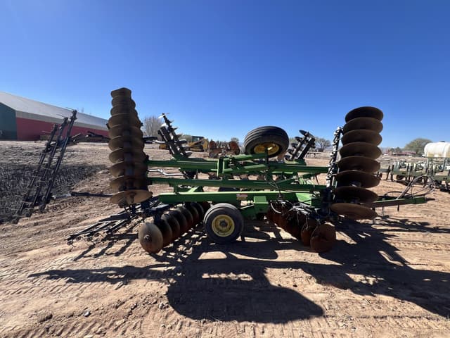 Image of John Deere 630 equipment image 3