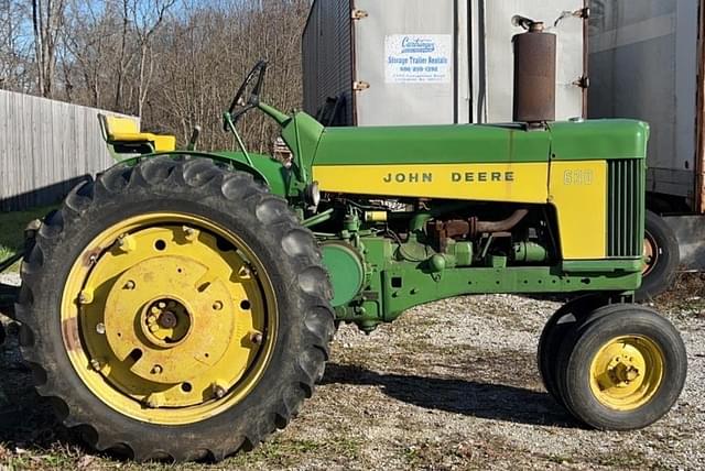 Image of John Deere 630 equipment image 1