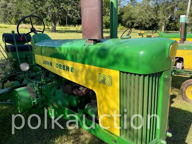 Image of John Deere 630 equipment image 1