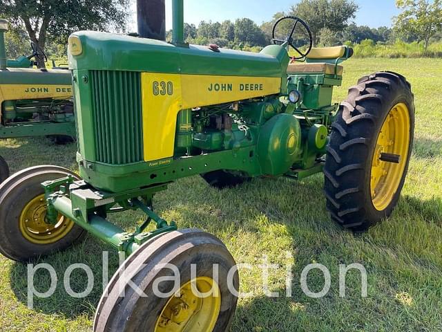 Image of John Deere 630 equipment image 1