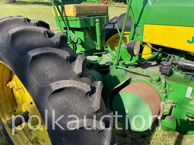 Image of John Deere 630 equipment image 4