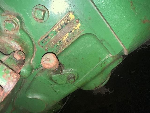 Image of John Deere 630 equipment image 1