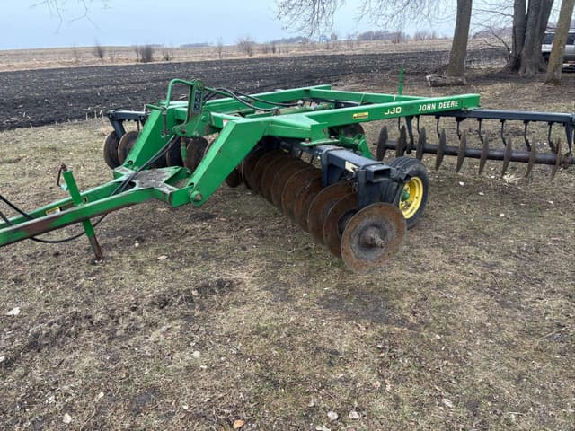 Image of John Deere 630 equipment image 4