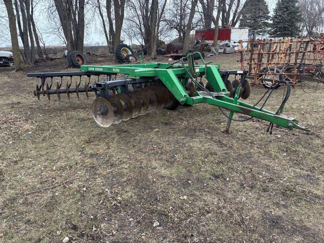Image of John Deere 630 Primary image