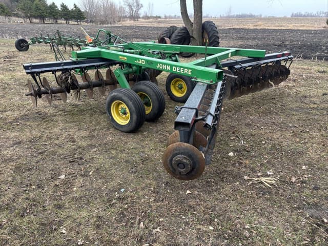 Image of John Deere 630 equipment image 3