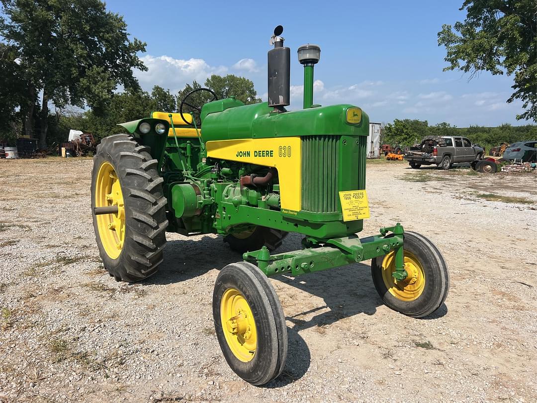 Image of John Deere 630 Primary image