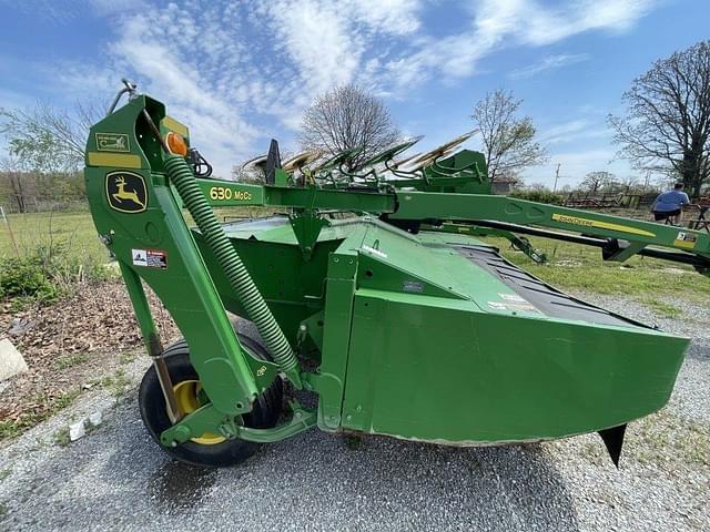 Image of John Deere 630 equipment image 3