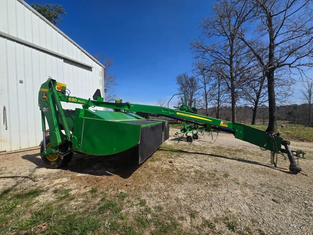 Image of John Deere 630 equipment image 3