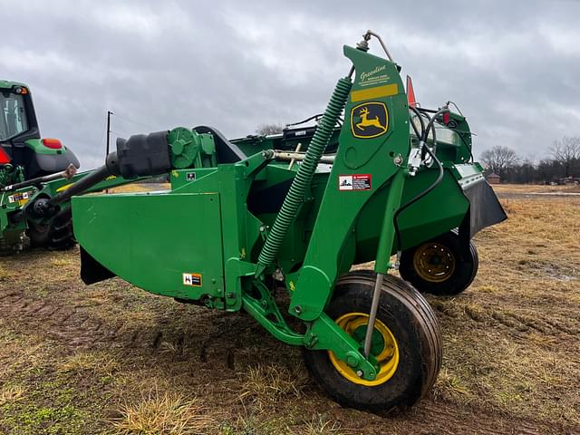 Image of John Deere 630 equipment image 3