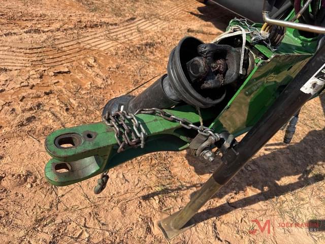 Image of John Deere 630 equipment image 3
