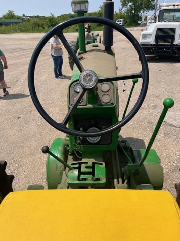 Image of John Deere 630 equipment image 2