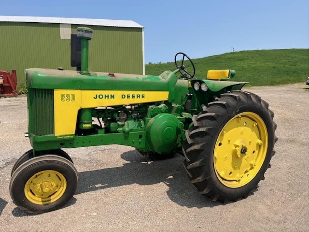 Image of John Deere 630 Primary image