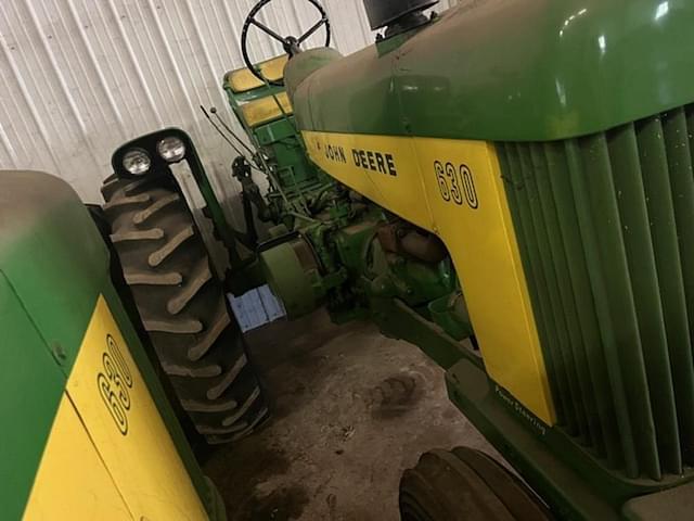 Image of John Deere 630 equipment image 1