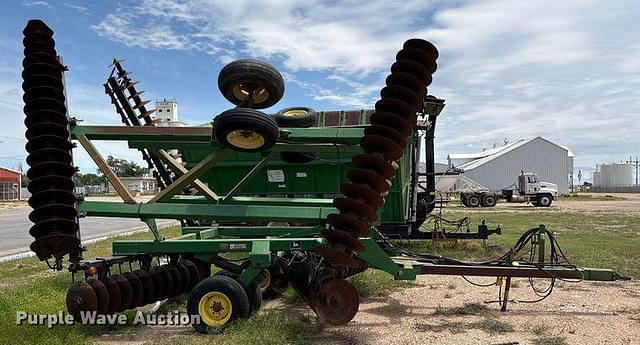 Image of John Deere 630 equipment image 3