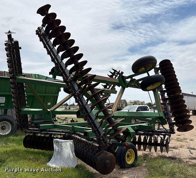 Image of John Deere 630 equipment image 4