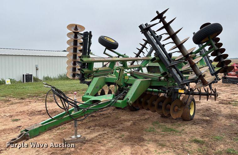 Image of John Deere 630 Primary image