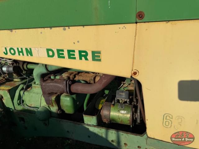 Image of John Deere 630 equipment image 2