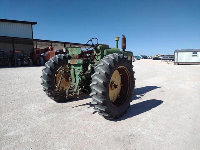 Image of John Deere 630 equipment image 4