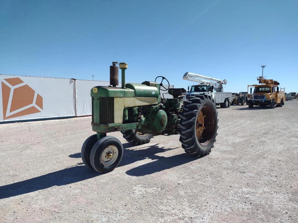 Image of John Deere 630 Primary image