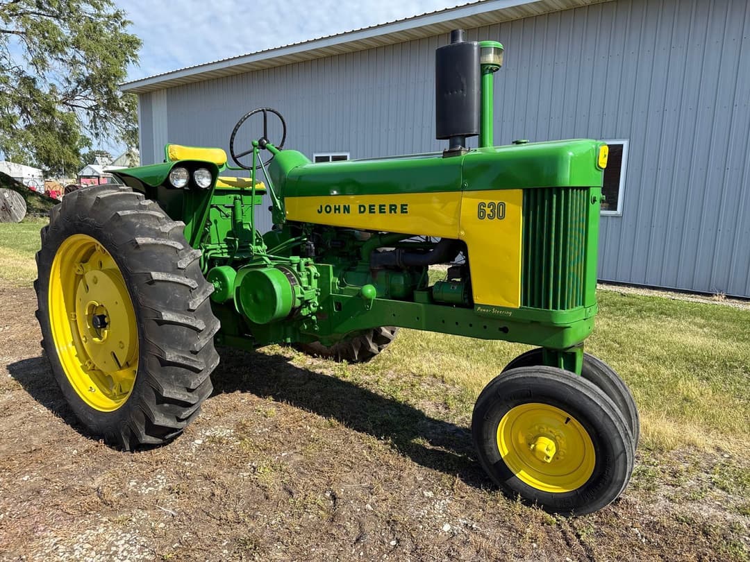 Image of John Deere 630 Primary image