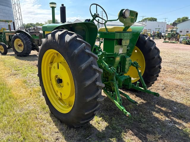 Image of John Deere 630 equipment image 2