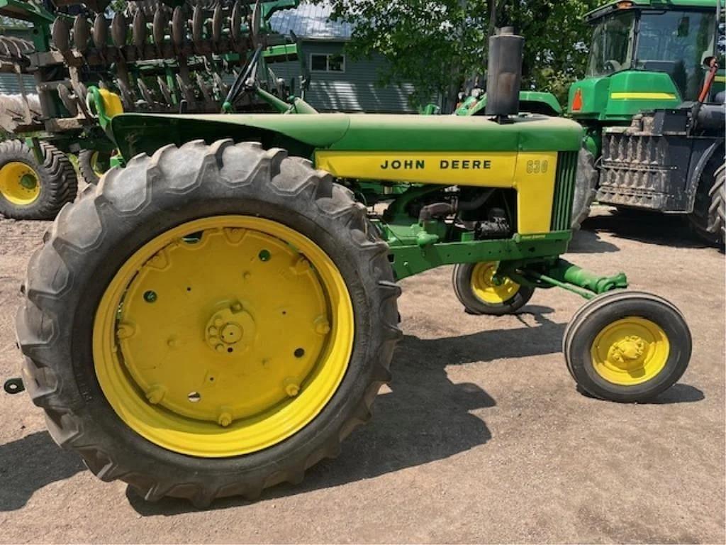 Image of John Deere 630 Primary image