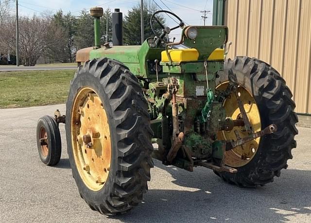 Image of John Deere 630 equipment image 4