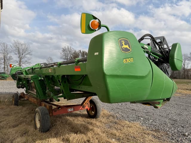 Image of John Deere 630D equipment image 3