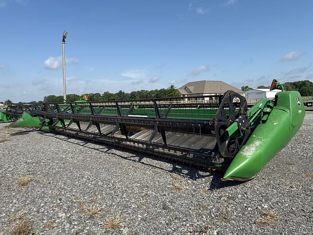 Image of John Deere 630D equipment image 3