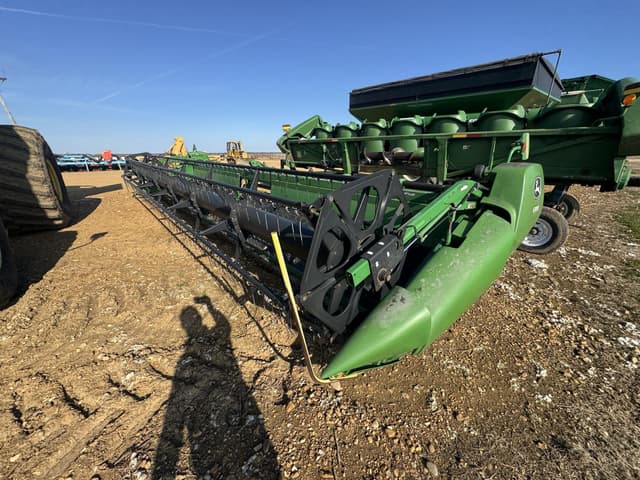 Image of John Deere 630D equipment image 1