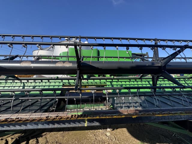 Image of John Deere 630D equipment image 3