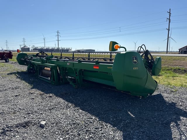 Image of John Deere 630D equipment image 1