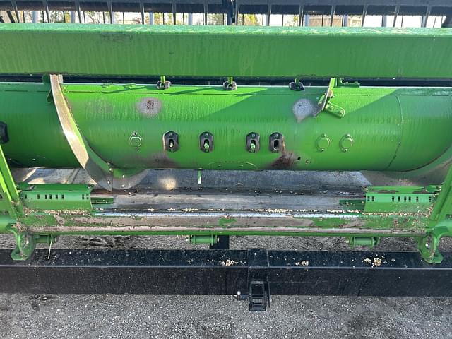 Image of John Deere 630F equipment image 4